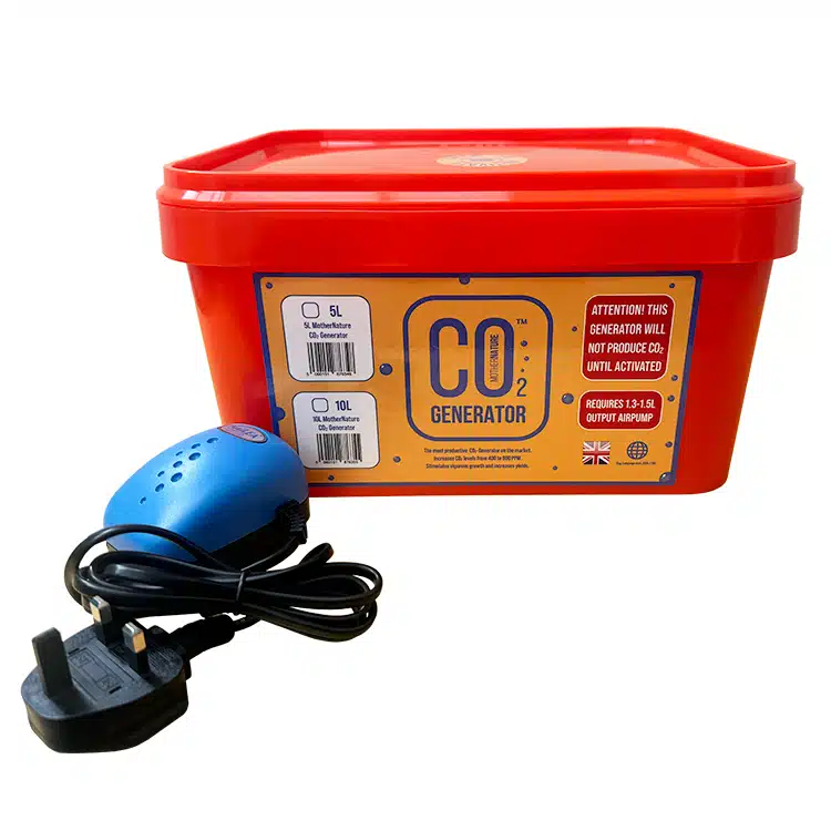 PS_CB_001_5L_CO2_Generator_UK_WITH_PUMP_WEB.jpg